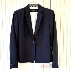 Zara Women's Elegant Black Blazer
